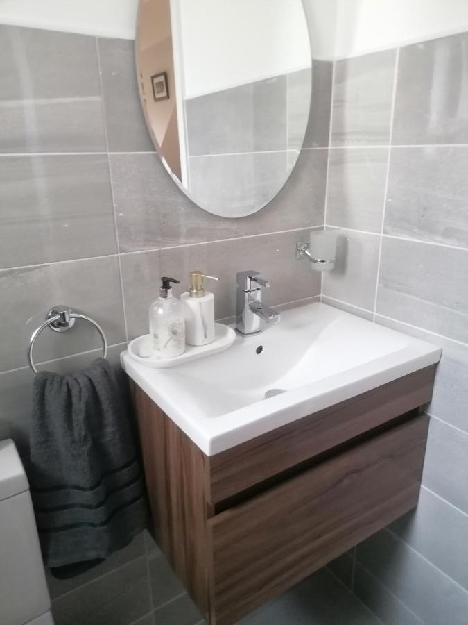 Atlantic Way Apartment 1 Breaghwy ภายนอก รูปภาพ